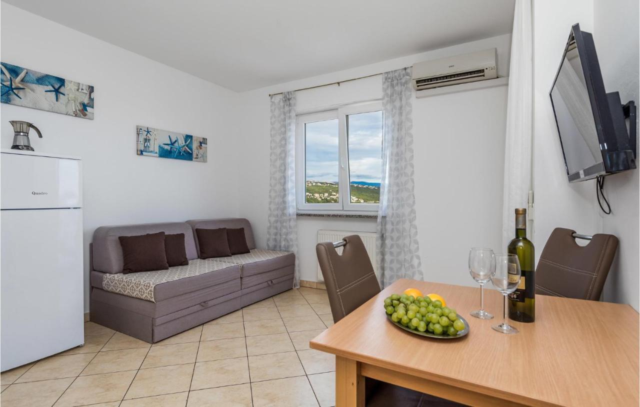 Nice Apartment In Volosko With Kitchen エクステリア 写真