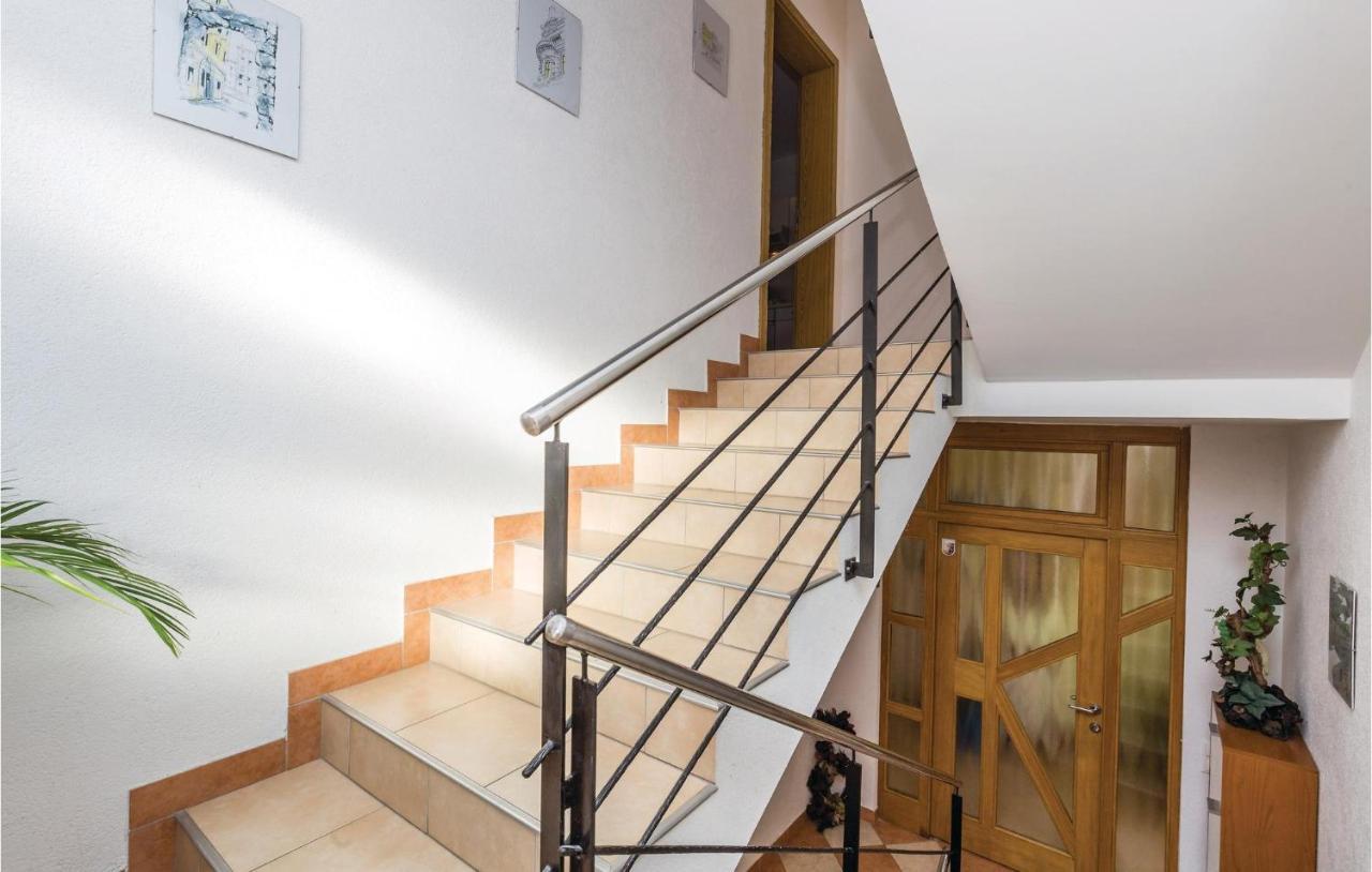 Nice Apartment In Volosko With Kitchen エクステリア 写真