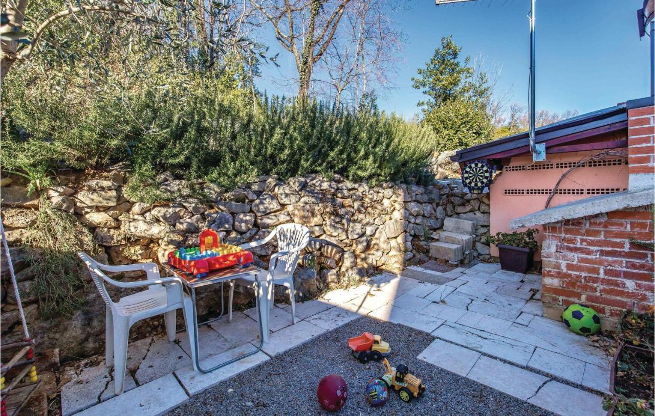 Nice Apartment In Volosko With Kitchen エクステリア 写真